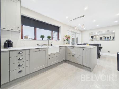 4 bedroom Semi-detached house for sale in Broad Oak Crescent, Bayston Hill, Shrewsbury, SY3