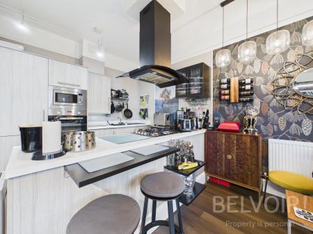 2 bedroom Flat for sale in The Furlongs, Bicton Heath, Shrewsbury, SY3