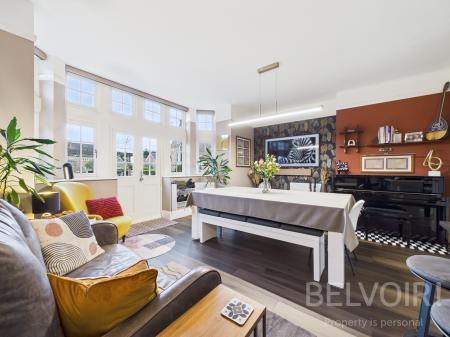 2 bedroom Flat for sale in The Furlongs, Bicton Heath, Shrewsbury, SY3