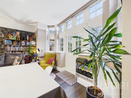 2 bedroom Flat for sale in The Furlongs, Bicton Heath, Shrewsbury, SY3