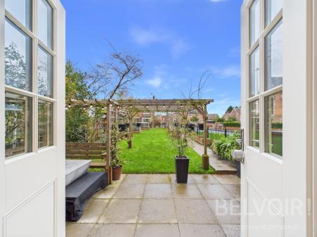 2 bedroom Flat for sale in The Furlongs, Bicton Heath, Shrewsbury, SY3