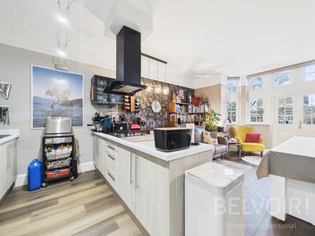 2 bedroom Flat for sale in The Furlongs, Bicton Heath, Shrewsbury, SY3