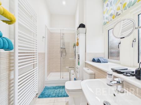 2 bedroom Flat for sale in The Furlongs, Bicton Heath, Shrewsbury, SY3