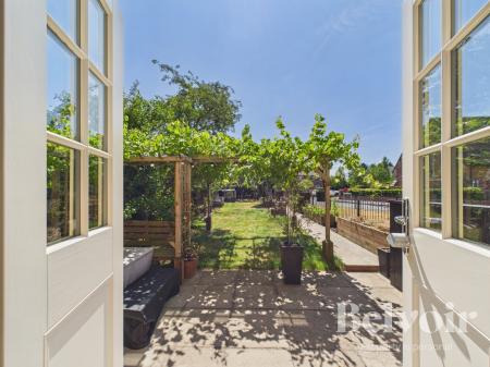 2 bedroom Flat for sale in The Furlongs, Bicton Heath, Shrewsbury, SY3