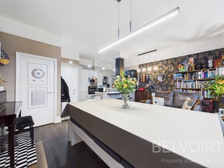 2 bedroom Flat for sale in The Furlongs, Bicton Heath, Shrewsbury, SY3