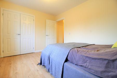 3 bedroom Terraced House to let in Brookfield Close, Weston Rhyn, Oswestry, SY10