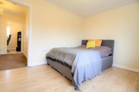 3 bedroom Terraced House to let in Brookfield Close, Weston Rhyn, Oswestry, SY10