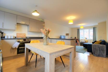 3 bedroom Terraced House to let in Brookfield Close, Weston Rhyn, Oswestry, SY10