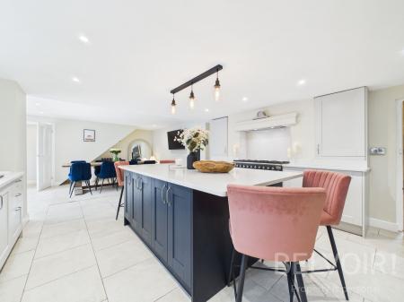 4 bedroom Detached house for sale in School Road, Ruyton XI Towns, Shrewsbury, SY4