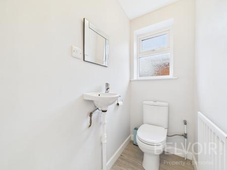 3 bedroom Semi-detached house to let in Tenbury Drive, Shrewsbury, SY2