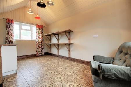 3 bedroom Detached house to let in Welshampton, Ellesmere, SY12