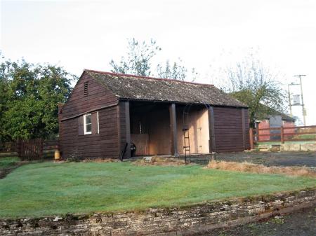 5 bedroom Detached house to let in Ellesmere Road, Wem, SY4