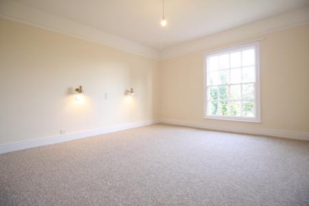 5 bedroom Detached house to let in Ellesmere Road, Wem, SY4