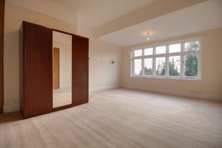 5 bedroom Detached house to let in Ellesmere Road, Wem, SY4