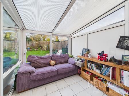 4 bedroom Semi-detached house for sale in Porthill Drive, Shrewsbury, SY3