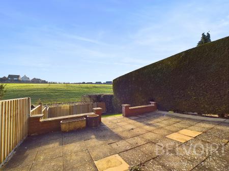 2 bedroom Semi-detached house to let in Ravenscourt Walk, Shrewsbury, SY3