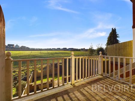 2 bedroom Semi-detached house to let in Ravenscourt Walk, Shrewsbury, SY3