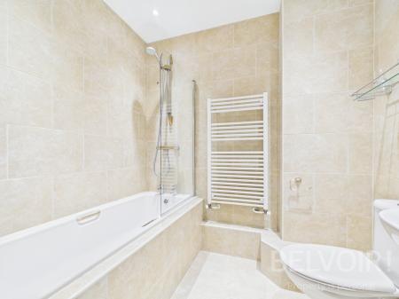 2 bedroom Flat to let in Claremont Bank, Shrewsbury, SY1