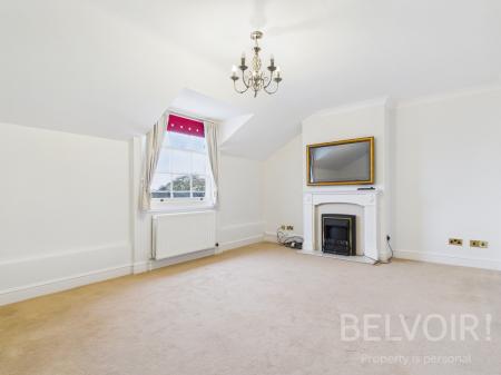 2 bedroom Flat to let in Claremont Bank, Shrewsbury, SY1