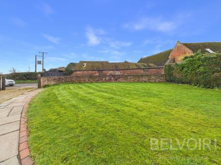 3 bedroom Detached house for sale in Grafton, Montford Bridge, Shrewsbury, SY4