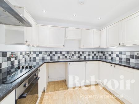 2 bedroom Flat for sale in Bromley Court, Copthorne Road, Copthorne, Shrewsbury, SY3