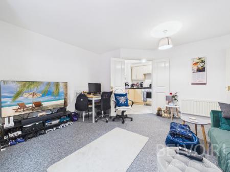 2 bedroom Flat for sale in Wilfred Owen Close, Underdale, Shrewsbury, SY2