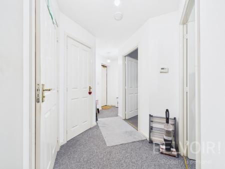 2 bedroom Flat for sale in Wilfred Owen Close, Underdale, Shrewsbury, SY2