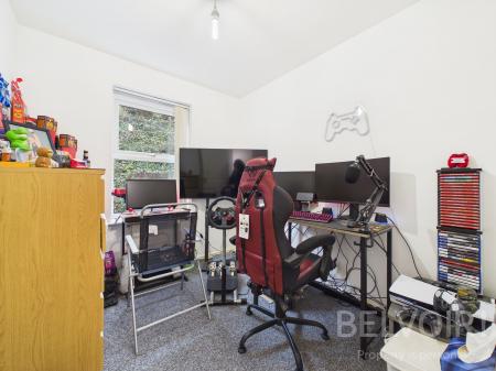 2 bedroom Flat for sale in Wilfred Owen Close, Underdale, Shrewsbury, SY2