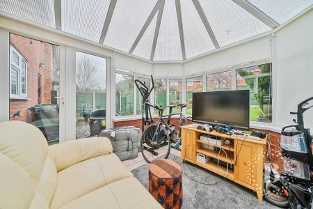 4 bedroom Detached house for sale in Meadow View, Yockleton, Shrewsbury, SY5