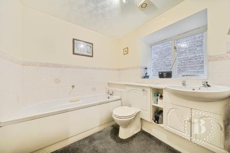 4 bedroom Detached house for sale in Meadow View, Yockleton, Shrewsbury, SY5