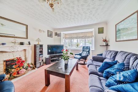 4 bedroom Detached house for sale in Meadow View, Yockleton, Shrewsbury, SY5