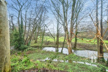 4 bedroom Detached house for sale in Meadow View, Yockleton, Shrewsbury, SY5