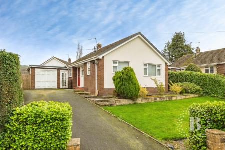 2 bedroom Bungalow for sale in Ashford Drive, Pontesbury, Shrewsbury, SY5