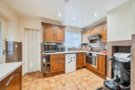 2 bedroom Bungalow for sale in Ashford Drive, Pontesbury, Shrewsbury, SY5