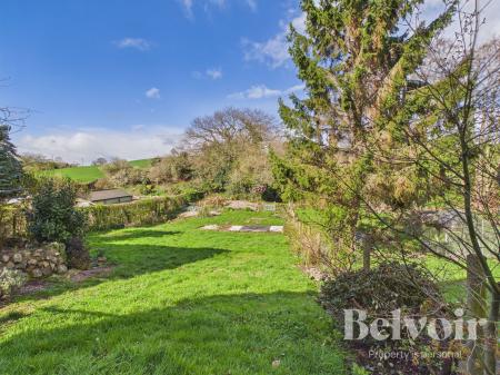 4 bedroom Detached house for sale in Annscroft, Annscroft, Shrewsbury, SY5