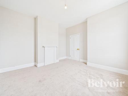 4 bedroom End of terrace house for sale in Cleveland Street, Cherry Orchard, Shrewsbury, SY2