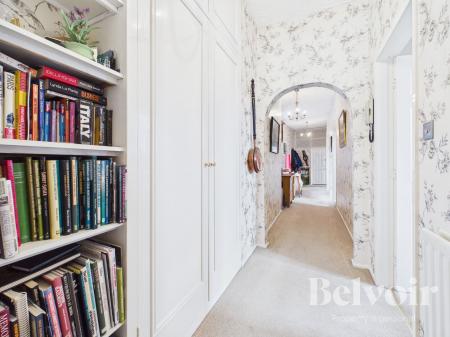 2 bedroom Flat for sale in Belmont Bank, Town Centre, Shrewsbury, SY1