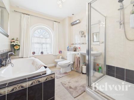 2 bedroom Flat for sale in Belmont Bank, Town Centre, Shrewsbury, SY1