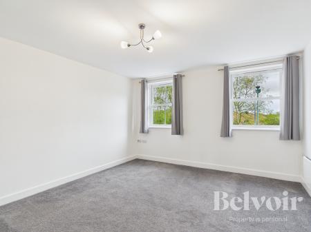 2 bedroom Flat to let in Sutton Bridge, Shrewsbury, SY3