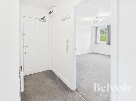 2 bedroom Flat to let in Sutton Bridge, Shrewsbury, SY3