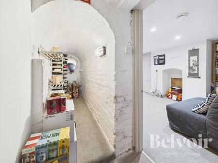 4 bedroom Town house for sale in St Michaels Street, Shrewsbury, SY1