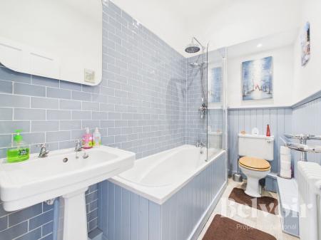 4 bedroom Town house for sale in St Michaels Street, Shrewsbury, SY1