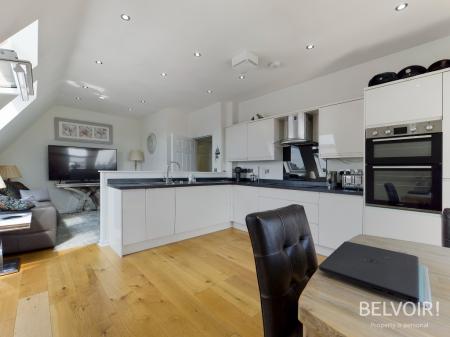 2 bedroom Penthouse to let in Belle Vue Road, Belle Vue, Shrewsbury, SY3