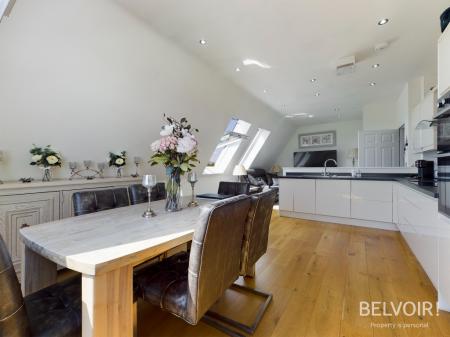 2 bedroom Penthouse to let in Belle Vue Road, Belle Vue, Shrewsbury, SY3