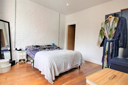 1 bedroom Flat to let in 39 St. Johns Hill, Shrewsbury, SY1