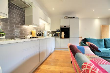 1 bedroom Flat to let in 39 St. Johns Hill, Shrewsbury, SY1