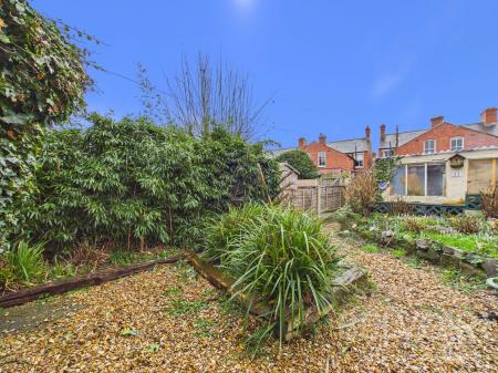 2 bedroom Terraced House for sale in Alfred Street, Cherry Orchard, Shrewsbury, SY2
