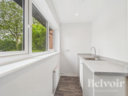 3 bedroom Detached house to let in Gains Avenue, Shrewsbury, SY3