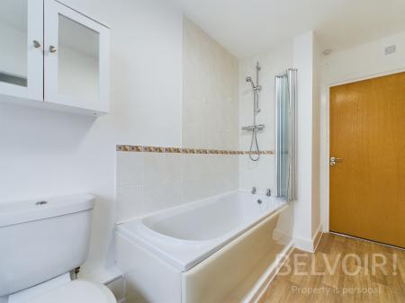 2 bedroom Flat to let in Benbow Quay, Shrewsbury, SY1