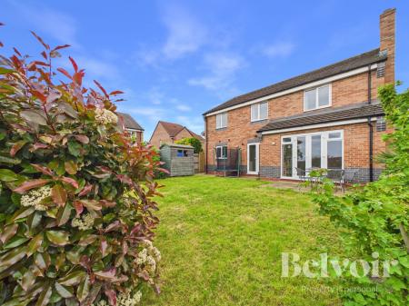 5 bedroom Detached house for sale in Dove Close, Shrewsbury, SY2